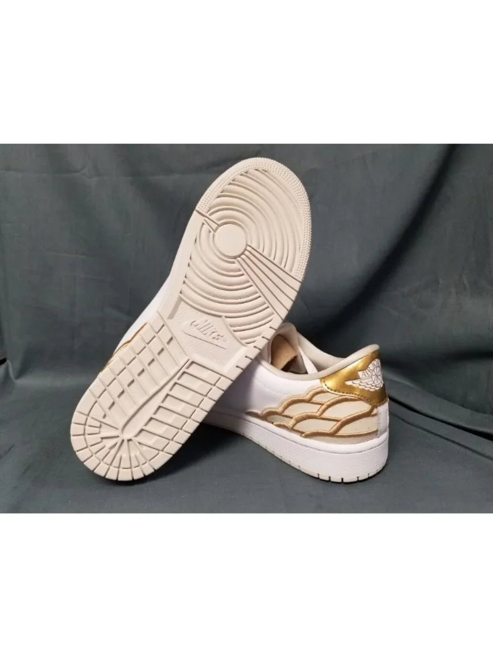Jordan 1 Centre Court White Gold DQ8577 100 Men's Size 13 NEW IN BOX!